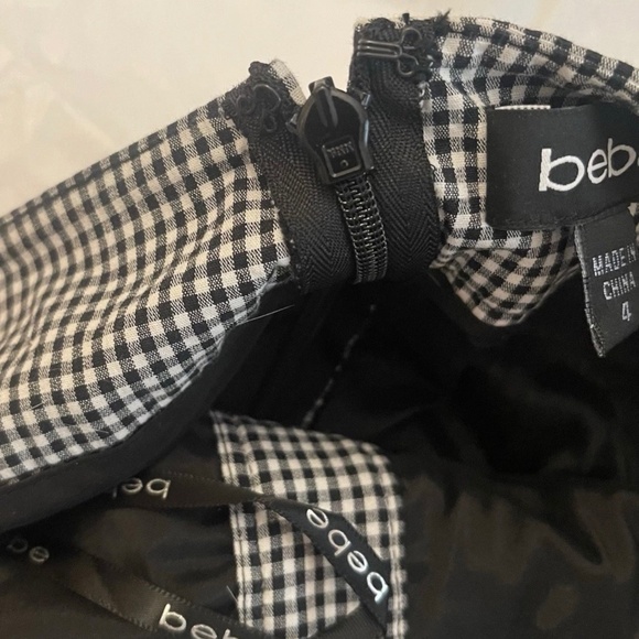 Bebe Black & White Gingham Ruffle Skirt With Buttons Size 4 - Picture 5 of 8